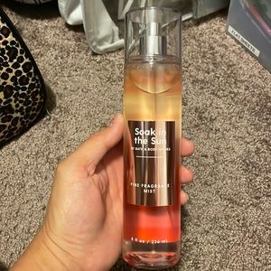 Soak in the sun fine fragrance mist